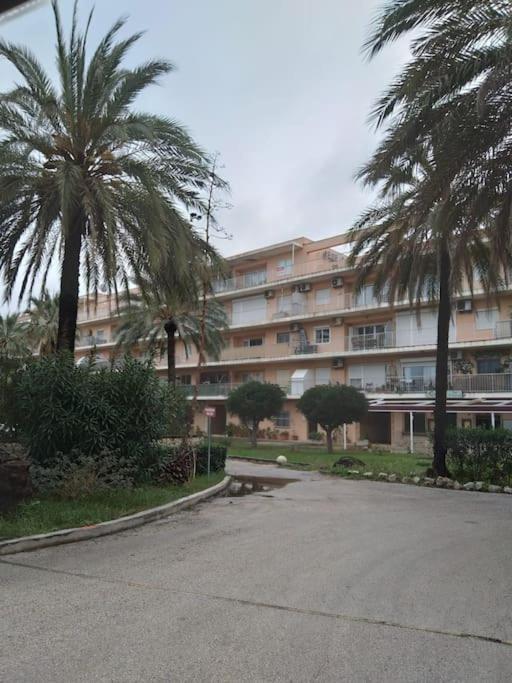 Penthouse 80qm, Zusaetzlich 80 Qm Private Terrasse, 60 M Zum Appartement Dénia